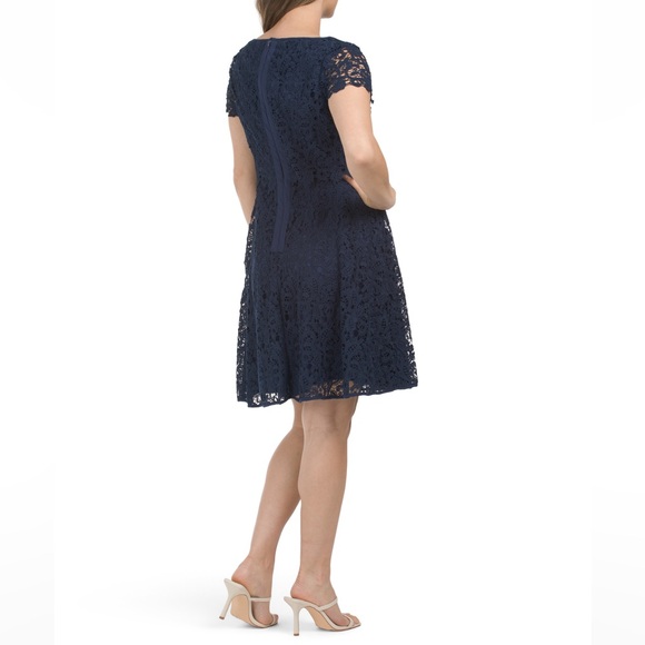 SHANI Navy Short Sleeve Lace Fit And Flare Mini Dress - Picture 2 of 2
